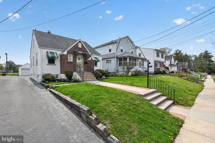 Property Photo:  312 Washington Avenue  NJ 08107 