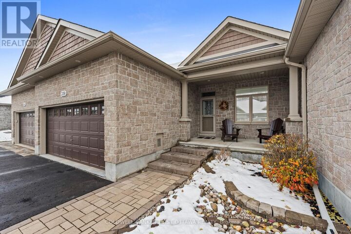 Property Photo:  239 Royal Landing Gate  ON K0G 1J0 