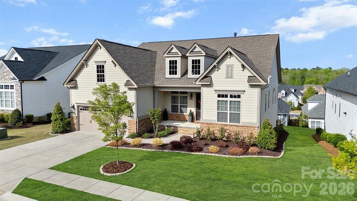 Property Photo:  82212 Standing Oak Drive  NC 28278 
