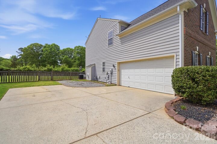 Property Photo:  7724 Dinniston Drive  NC 28078 