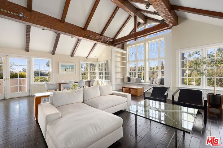 Property Photo:  357 Crown Dr  CA 90049 