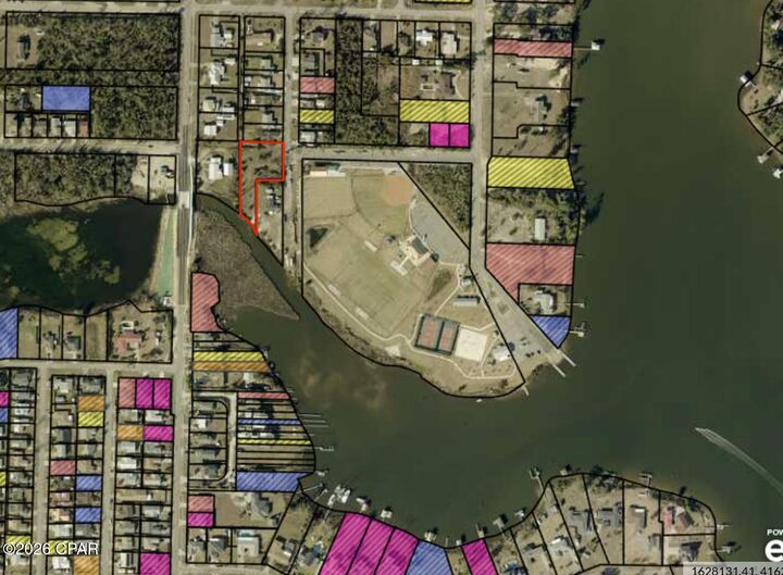 Property Photo: 424 Viola Avenue FL 32404