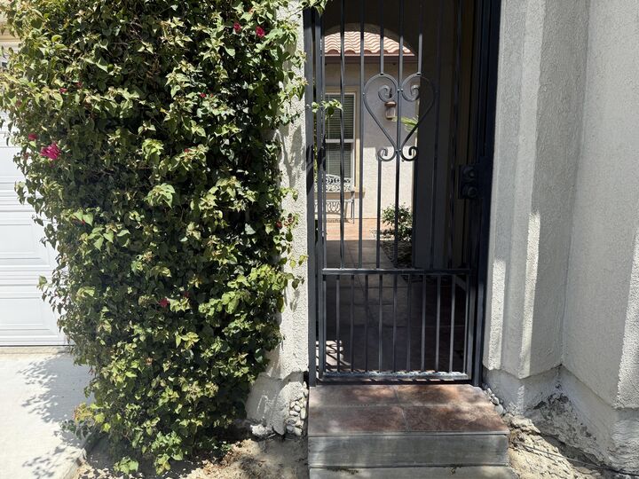 Property Photo:  59 Shoreline Drive  CA 92270 