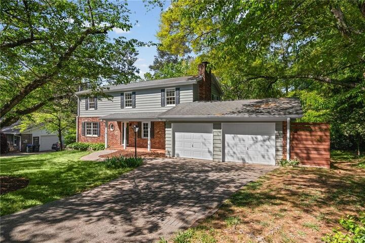 Property Photo:  125 Jade Cove Drive  GA 30075 