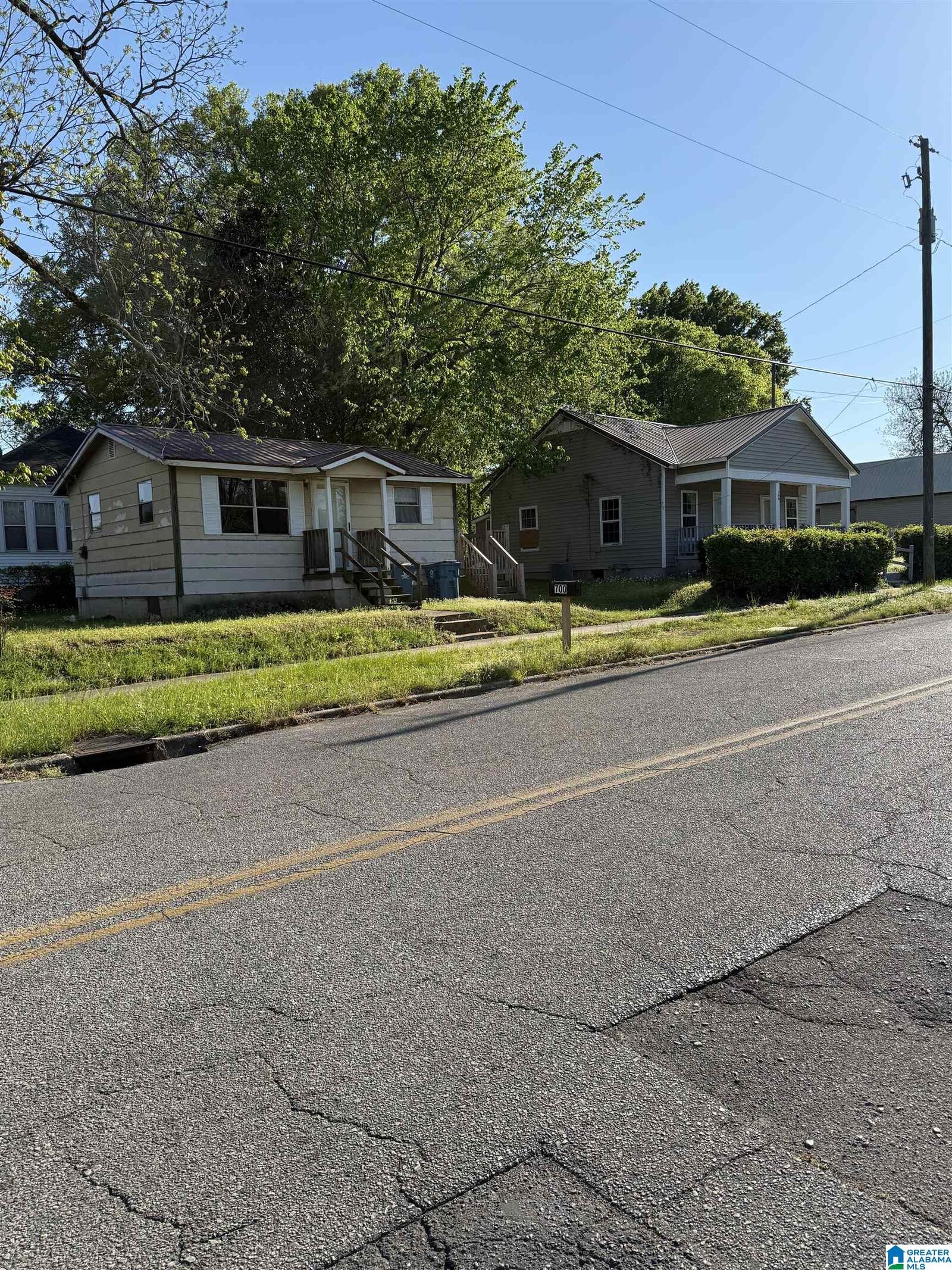 Property Photo:  700 W 18th Street  AL 36201 