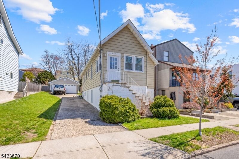 Property Photo:  632 Chase Ave  NJ 07071 