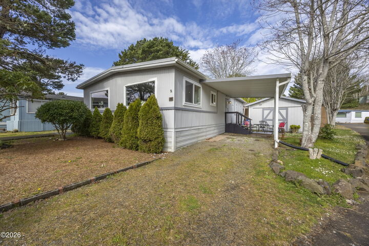 Property Photo: 4800 SE Inlet Avenue 34 OR 97367