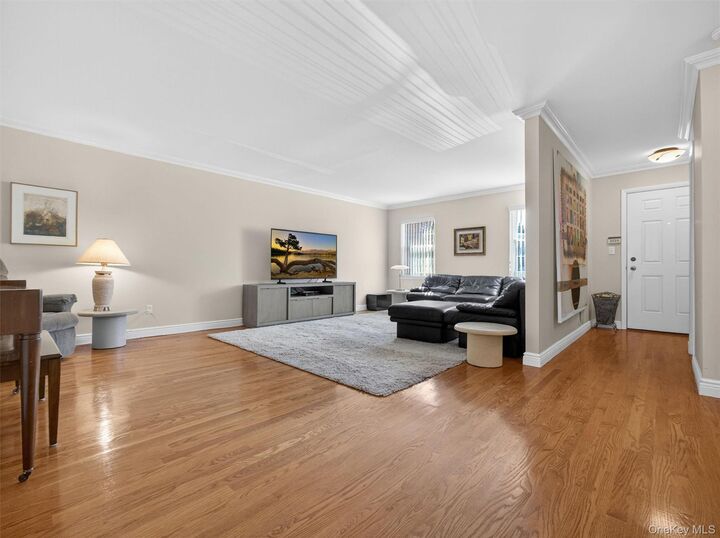 Property Photo:  443 Genesee Court  NY 10901 