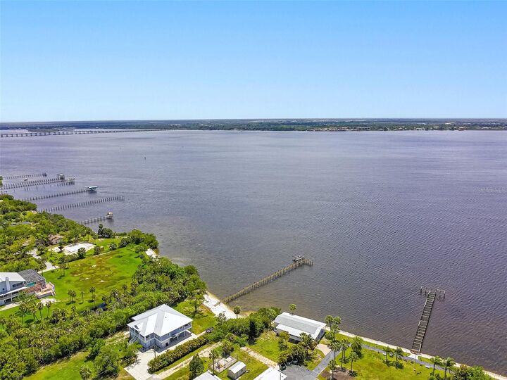 Property Photo:  24437 Harbor View Road 13  FL 33980 