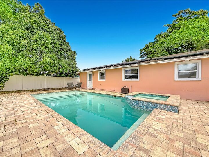 Property Photo:  8820 58th Lane N  FL 33782 