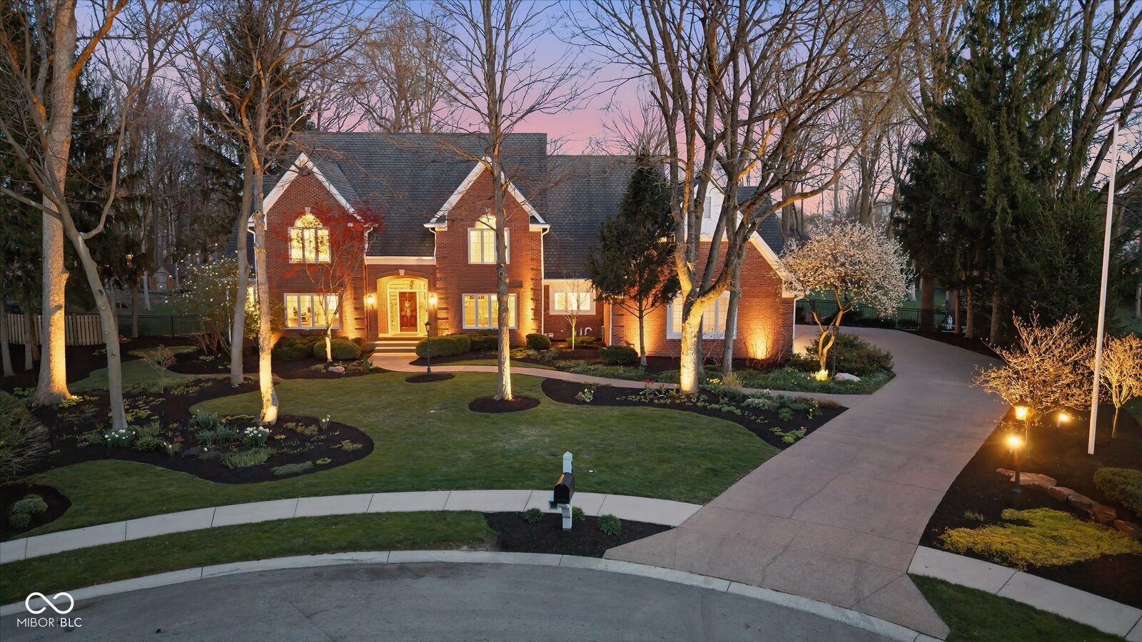 Property Photo:  5041 Deer Ridge Court  IN 46033 