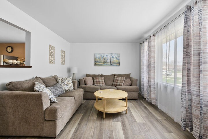 Property Photo:  6937 Stanford Drive  IL 60455 