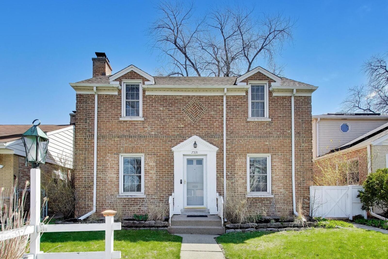 Property Photo:  7531 Kolmar Avenue  IL 60076 