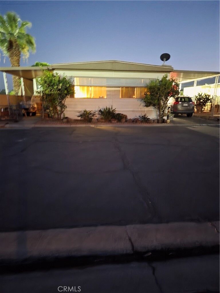 Property Photo:  51555 Monroe 1  CA 92201 
