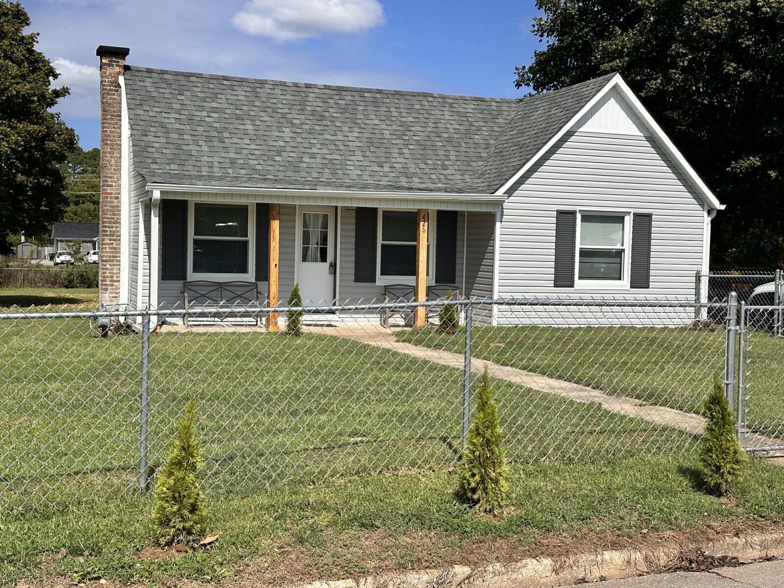 Property Photo: 426 Frank St TN 38464