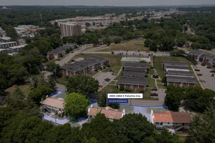 Property Photo: 206A E Palestine Ave TN 37115