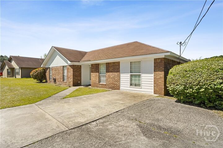 Property Photo: 1801 Dunlevie Rd GA 31301
