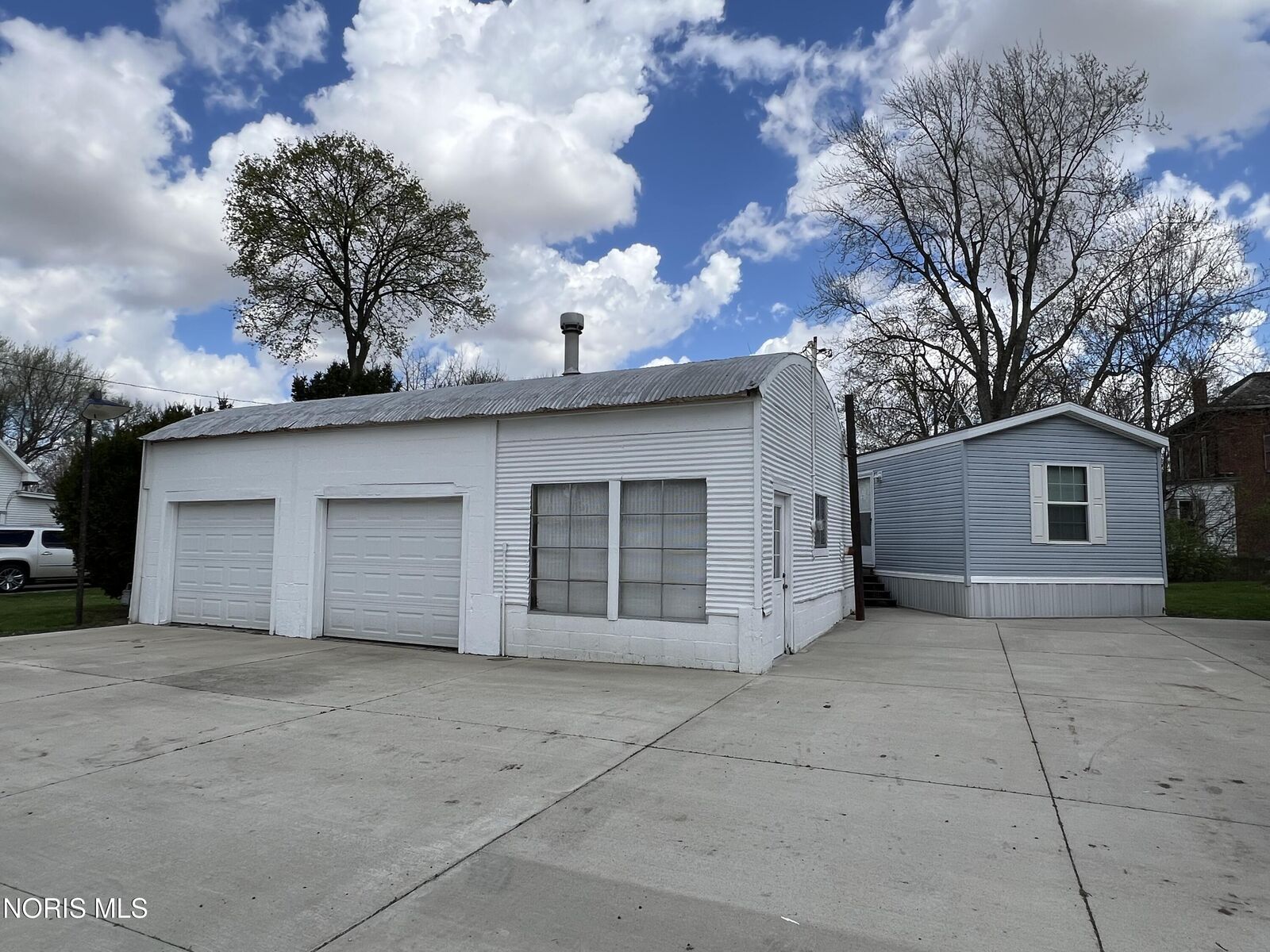 Property Photo:  404 N Main Street  OH 44817 
