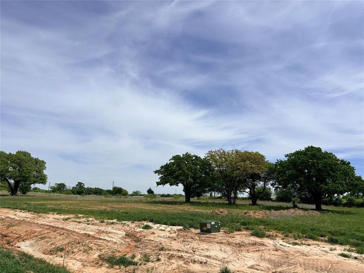 Property Photo:  168 Daggett Drive  TX 76234 