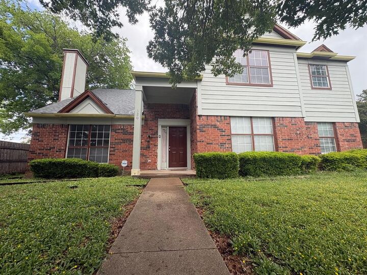 Property Photo: 320 W Williams Street TX 75104