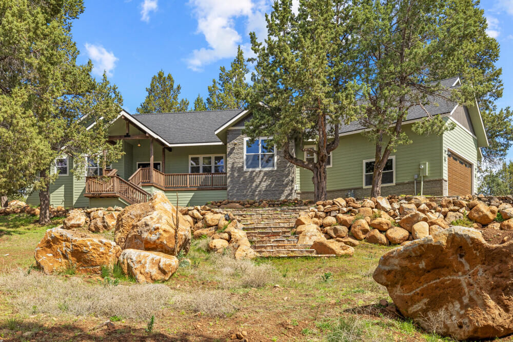 Property Photo:  12041 Turnstone Drive  OR 97601 