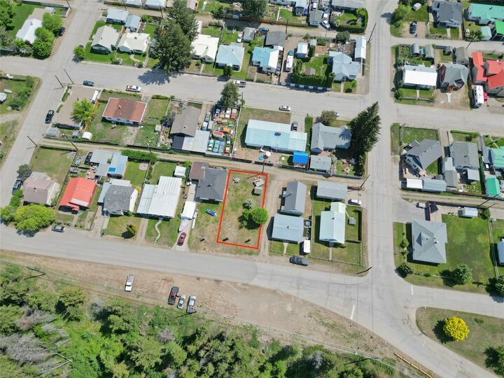 Property Photo: 278 Billiter Avenue BC V0X 1W0