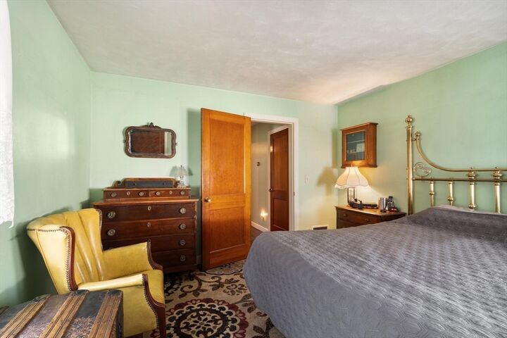 Property Photo:  254 Massachusetts Ave  MA 01462 