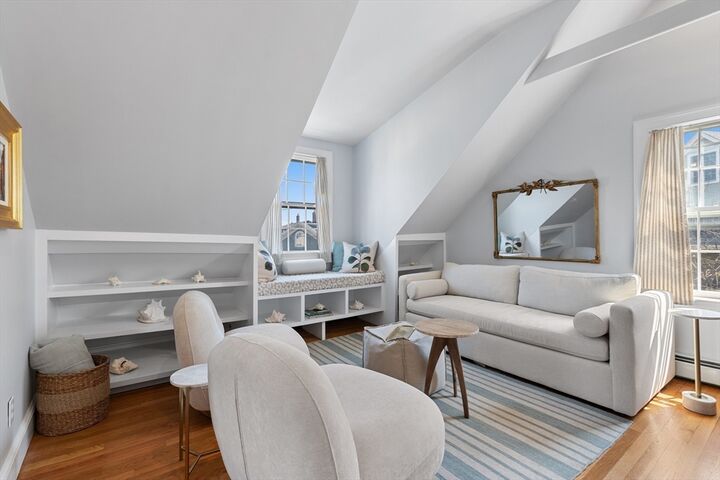 Property Photo:  3 Circle Street 3  MA 01945 