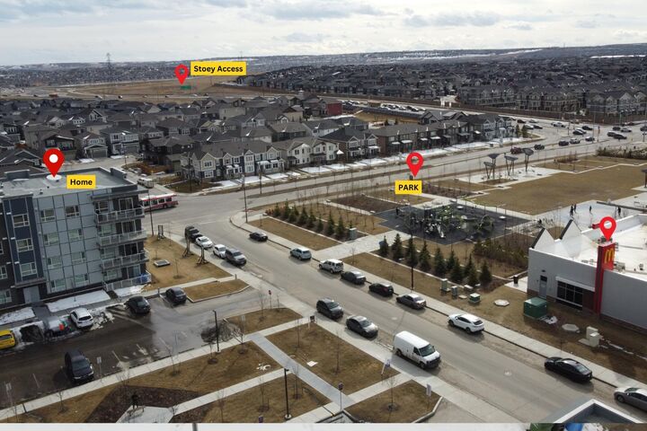 Property Photo: 40 Carrington Plaza N 215 AB T3P 1X7
