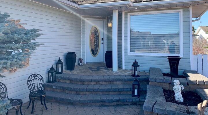 Property Photo: 9106 93 Ave AB T0A 2C0