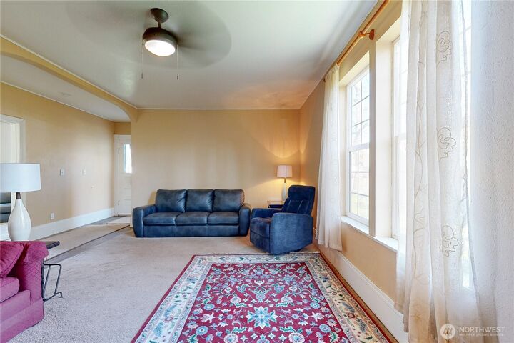 Property Photo:  115  Eagan Street  WA 99362 