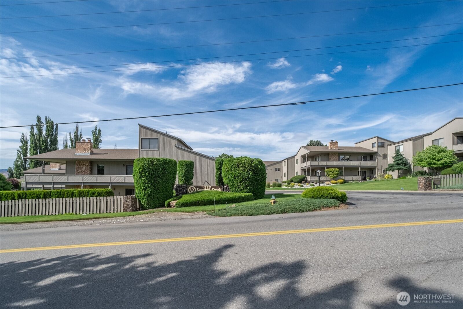 Property Photo:  225  19th Street 31  WA 98802 