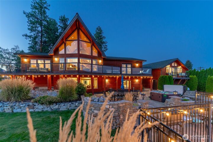 Property Photo: 1995 Lakeshore Drive WA 98831