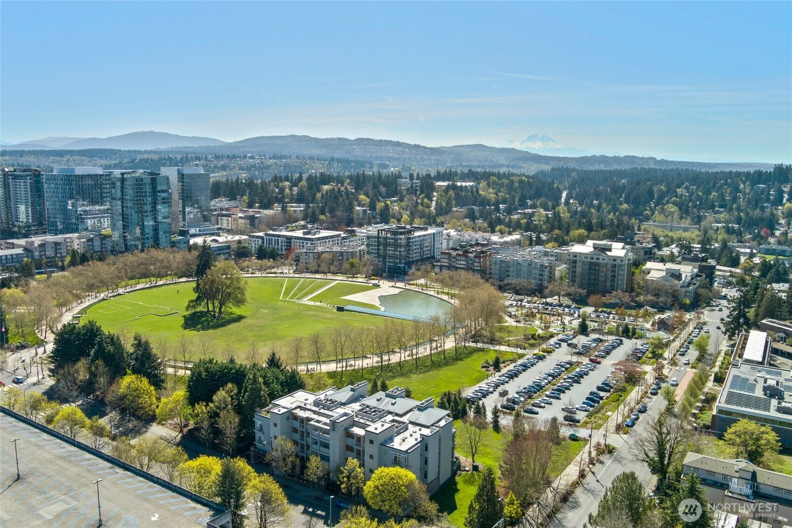 Property Photo:  10015 NE 4th Street 3002  WA 98004 