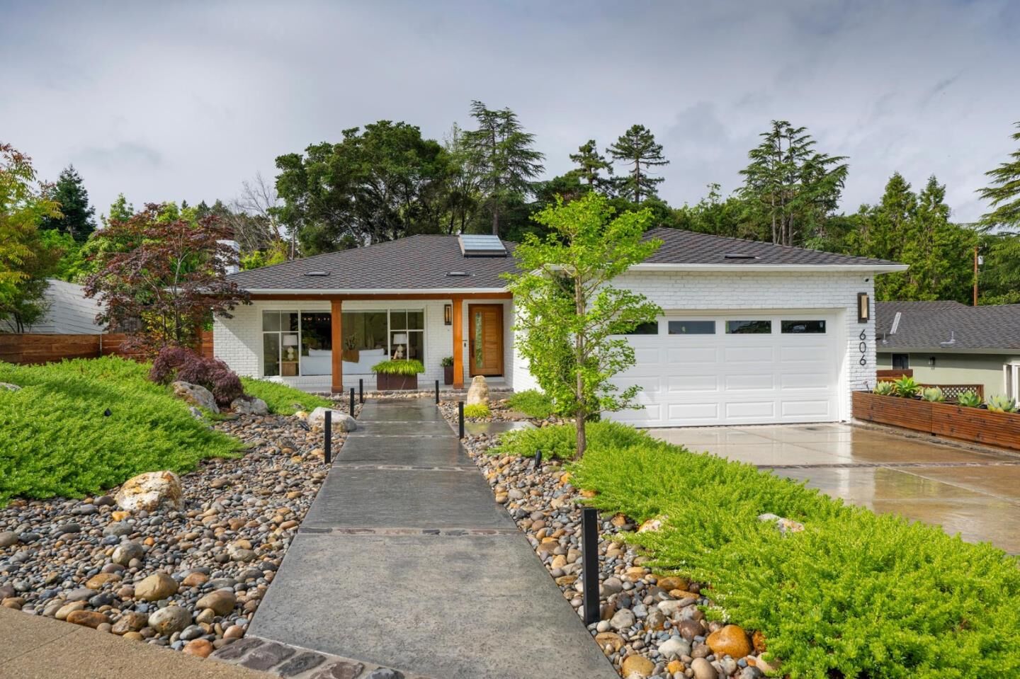 Property Photo:  606 Yale Drive  CA 94402 