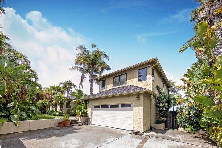 Property Photo:  2714 All View Way  CA 94002 