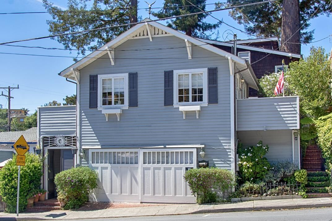 Property Photo:  429 Capitola Avenue  CA 95010 