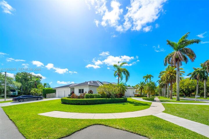 Property Photo:  15501 SW 77th Ave  FL 33157 