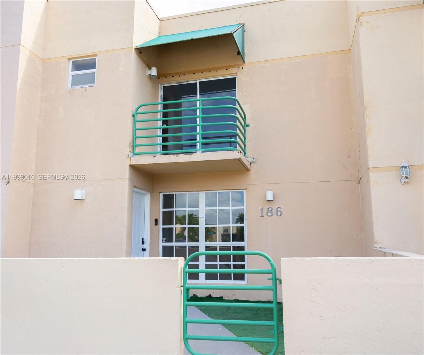 Property Photo:  11830 SW 19th Ln 186  FL 33175 