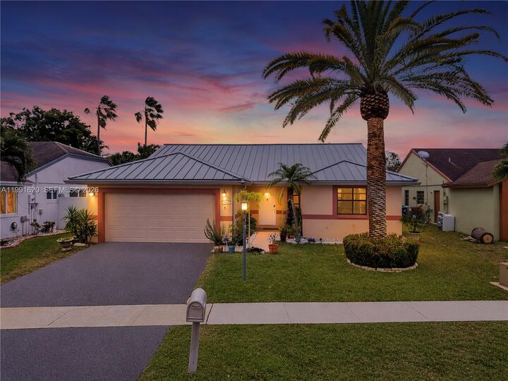 Property Photo:  15092 SW 13th Pl  FL 33326 