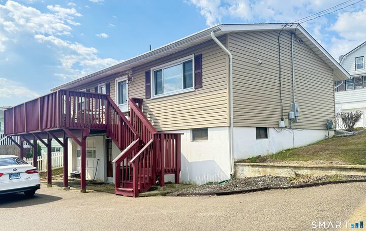 Property Photo:  47 West High Street  CT 06320 