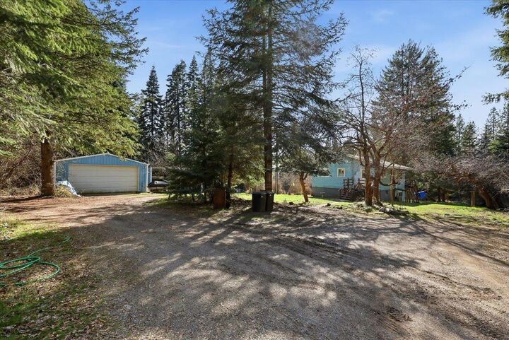 Property Photo: 2541 Nicholson Rd WA 99009