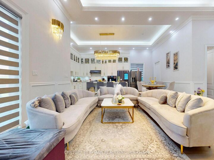Property Photo:  36 Craiglee Drive  ON M1N 2L8 
