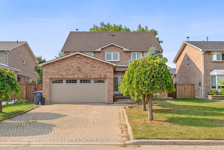 22 Strangway Court — photo 1