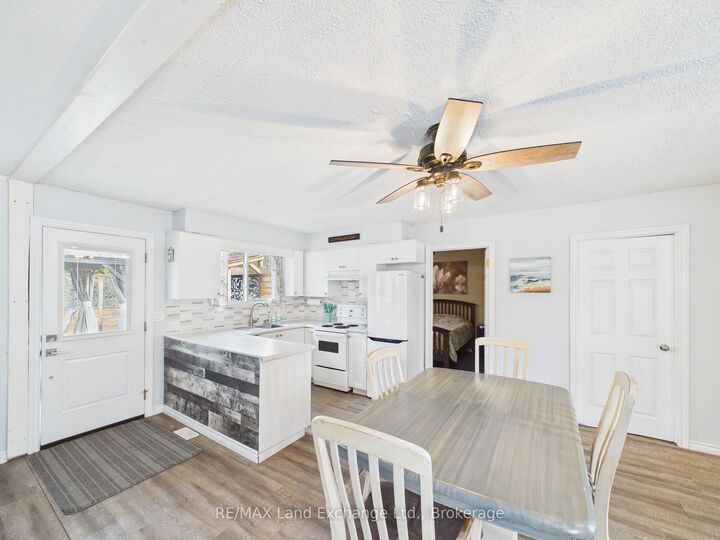 Property Photo: 507 Abenaki Drive ON N2Z 2X3