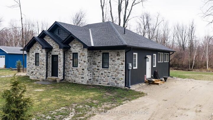 Property Photo:  6043 Franks Road  ON N0M 1J0 