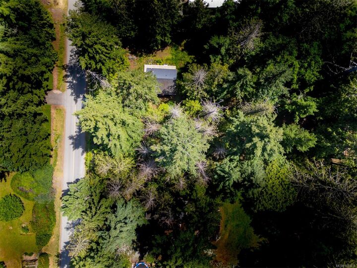 Property Photo: 4849 Pirates Rd BC V0N 2M2