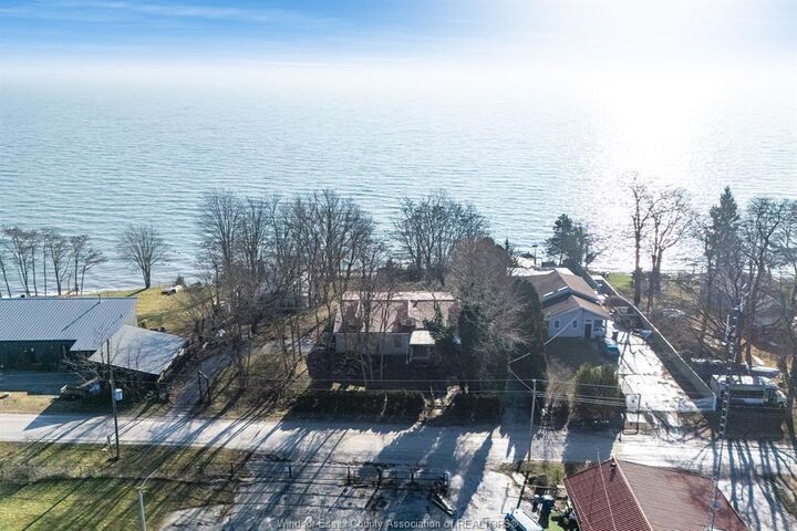 Property Photo:  20874 Cemetery Road  ON N0P 2P0 