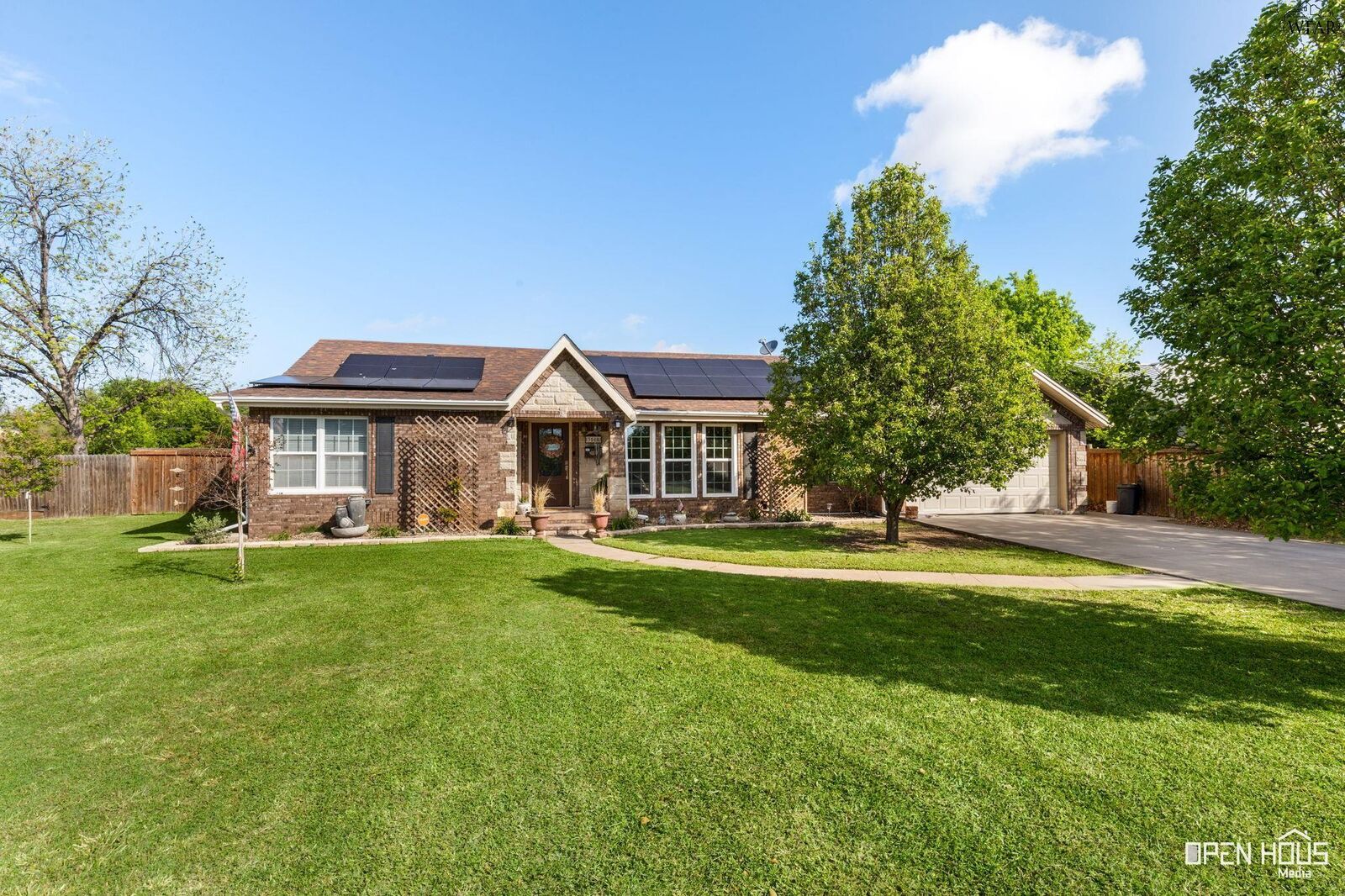 Property Photo:  3504 Cumberland Avenue  TX 76309 