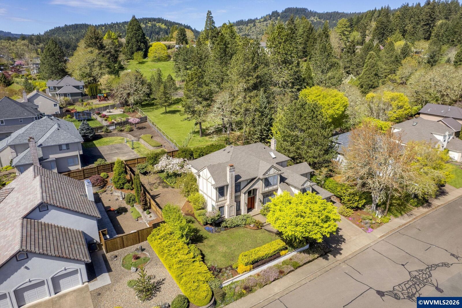 Property Photo:  4396 NW Honeysuckle Dr  OR 97330 